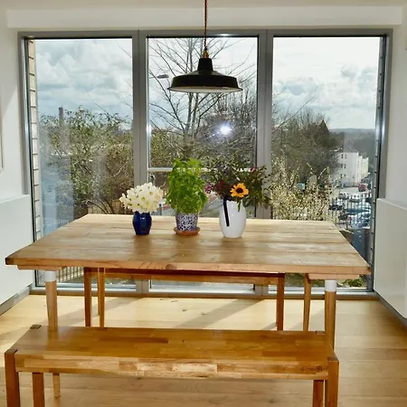 3 Bedroom House With Garden In Montpelier アパート ブリストル