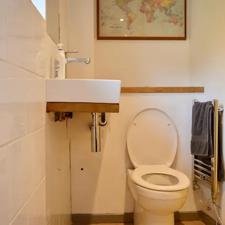 アパート 3 Bedroom House With Garden In Montpelier *